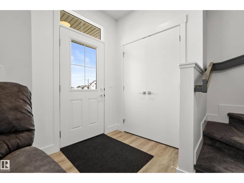 175 Kinglet Bv NW — photo 15 of 35