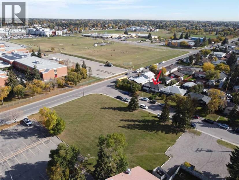 1508 45 Street SE, Calgary, photo 2