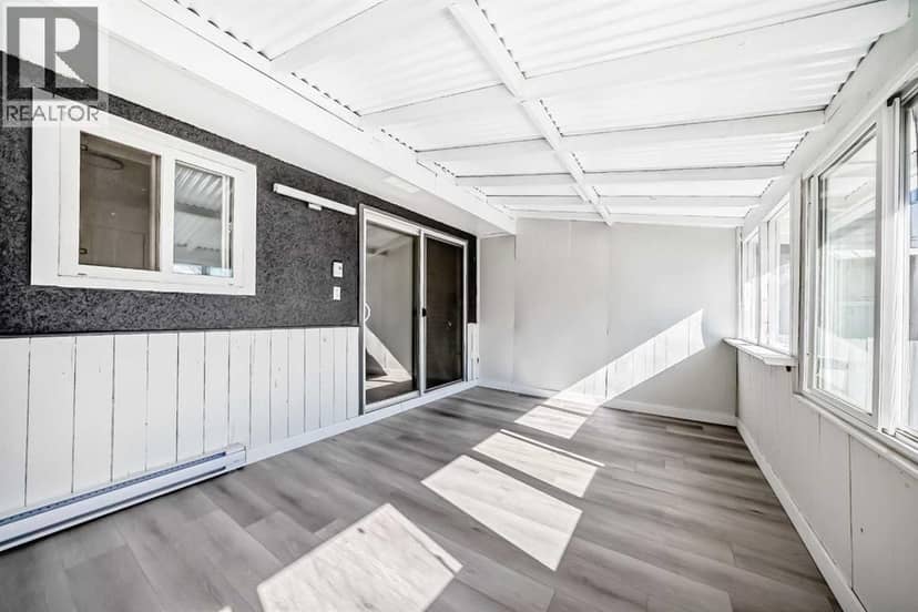 1508 45 Street SE — photo 19 of 40
