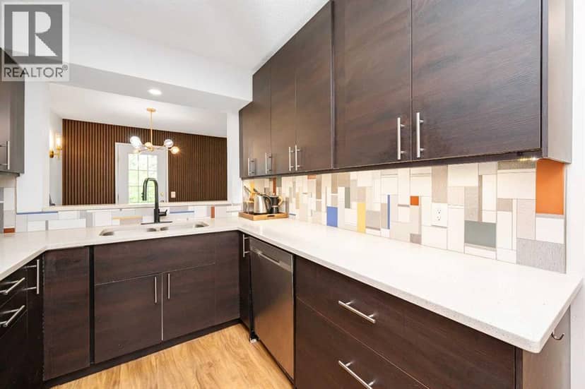 503 Signal Hill Green SW — photo 9 of 40