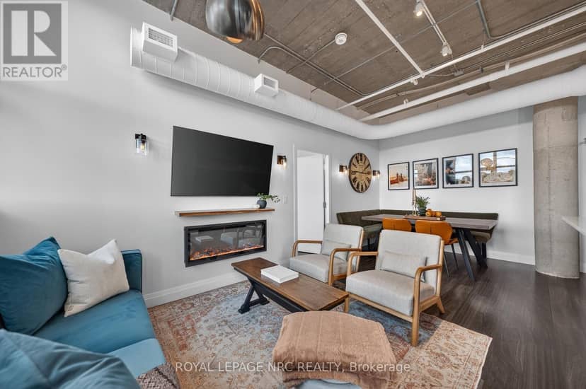 418 - 120 Huron Street — photo 24 of 40