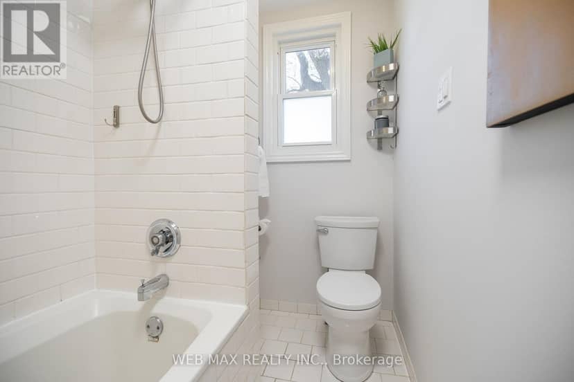 32 Aldergrove Avenue — photo 20 of 28