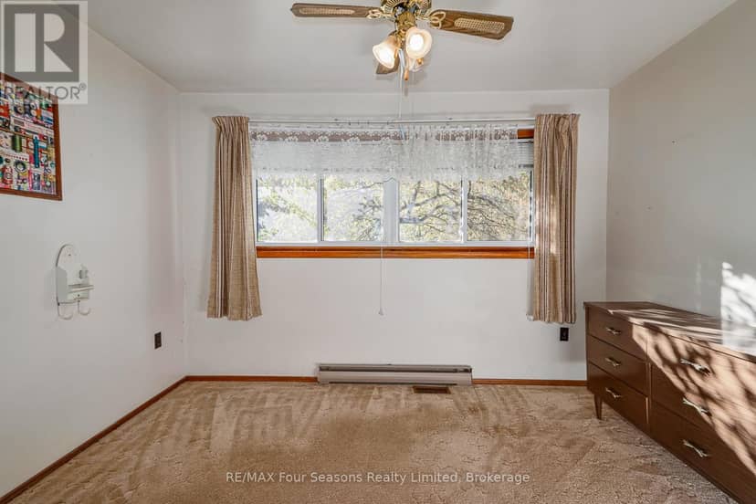 26 Locke Avenue — photo 18 of 40