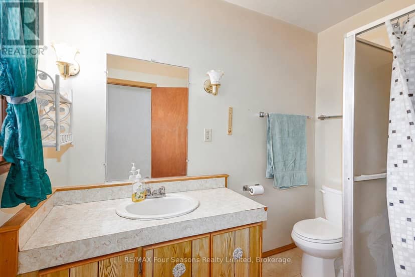 26 Locke Avenue — photo 33 of 40