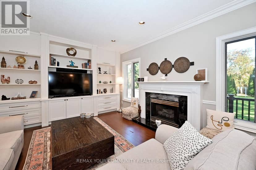 73 Sprucewood Drive E — photo 18 of 40