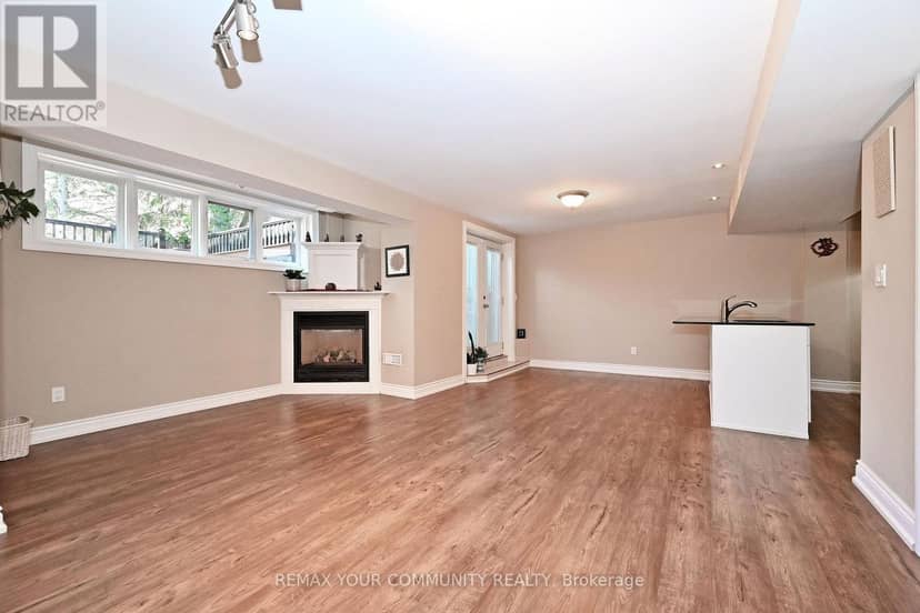 73 Sprucewood Drive E — photo 34 of 40