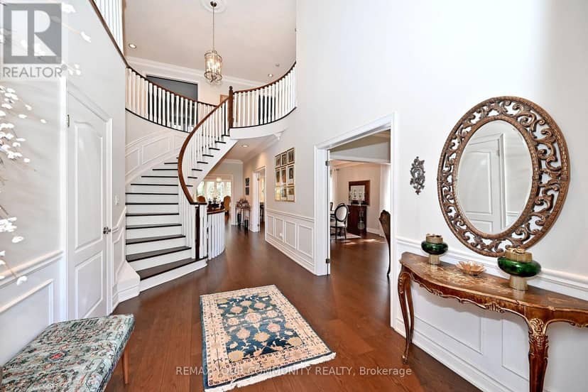 73 Sprucewood Drive E — photo 4 of 40