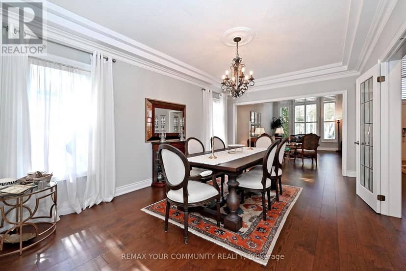 73 Sprucewood Drive E — photo 8 of 40