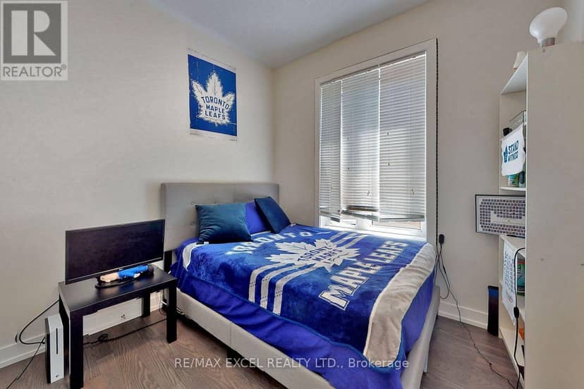 46 Troon Avenue — photo 31 of 40