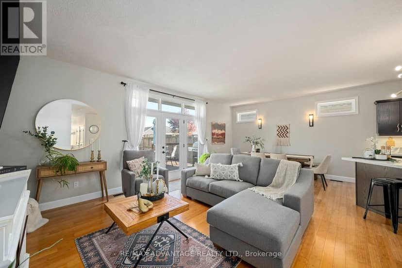 290 Walnut Street — photo 15 of 40