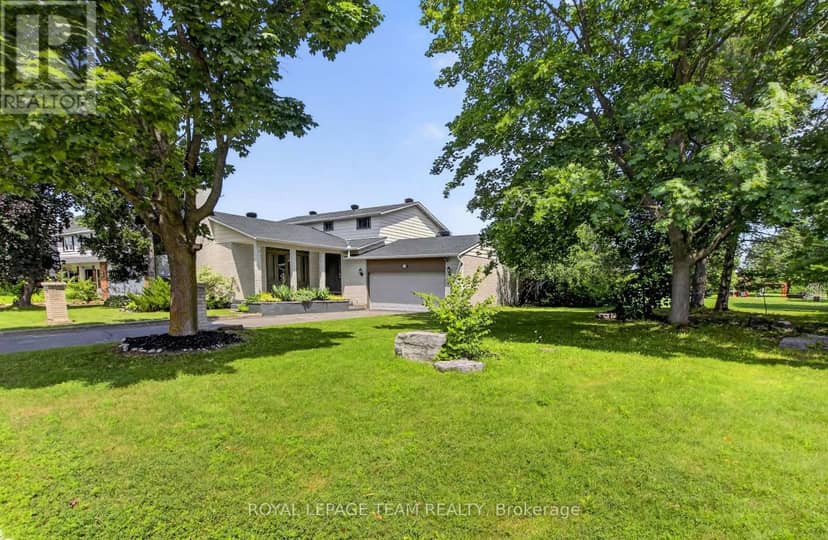 61 Amberwood Crescent — photo 3 of 40