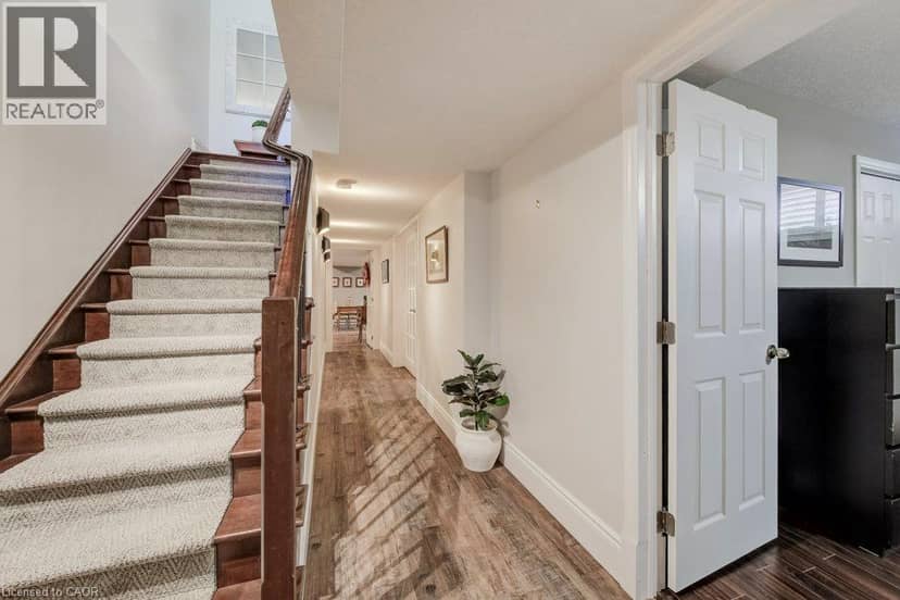 27 CORAL GABLES Crescent — photo 30 of 40