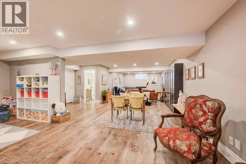 27 CORAL GABLES Crescent — photo 39 of 40