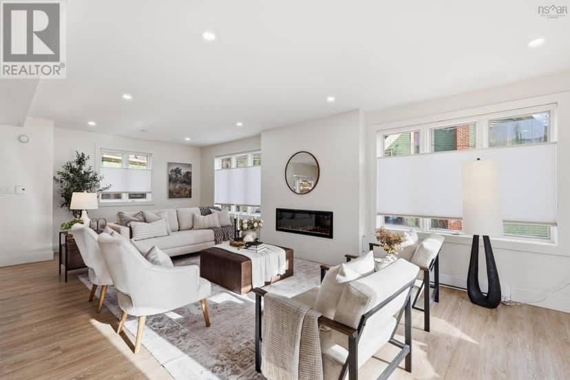680 Shore Drive — photo 12 of 40