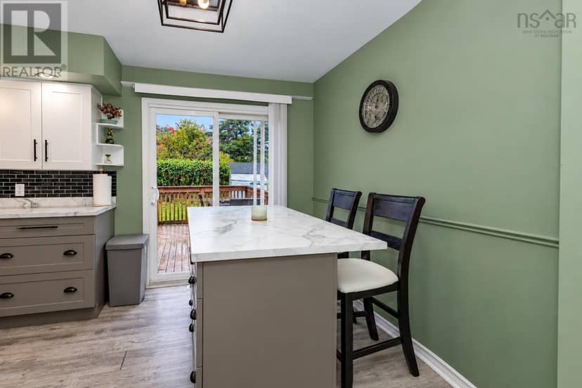 936 Upper Prince Street — photo 15 of 38