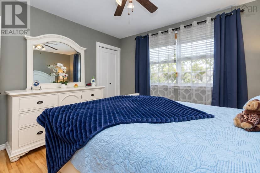 936 Upper Prince Street — photo 18 of 38