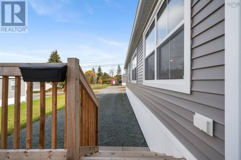 132 GROSBEAK Drive, Salmon River, photo 8