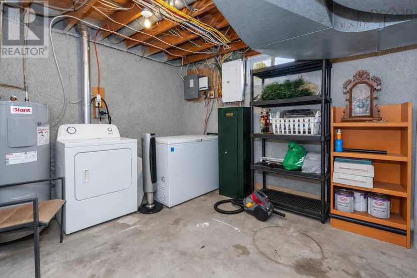 936 Upper Prince Street — photo 32 of 38