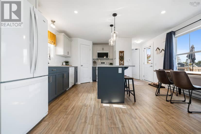 132 GROSBEAK Drive — photo 19 of 35
