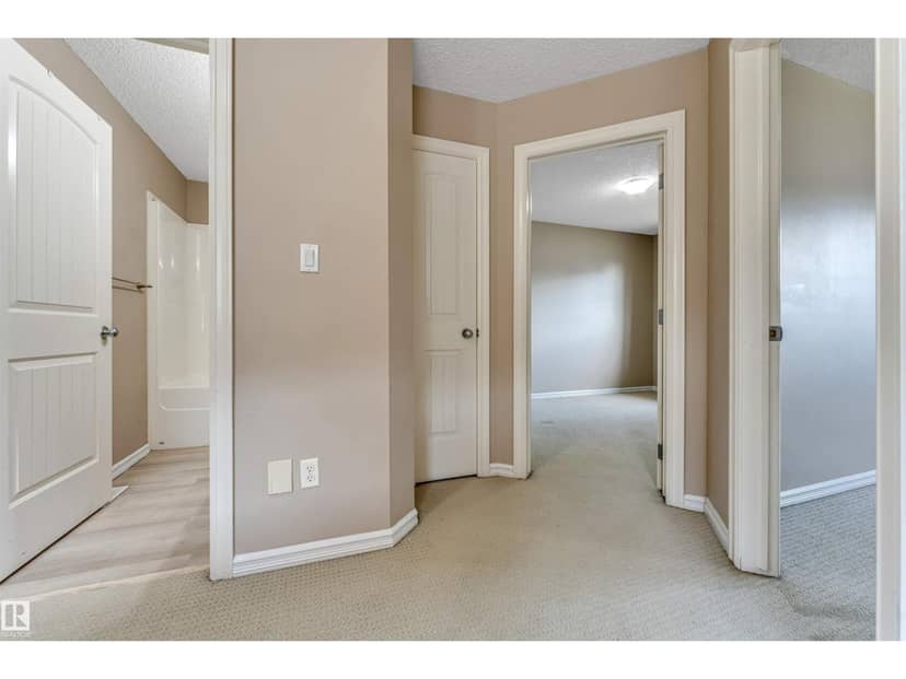 7743 8 AV SW — photo 19 of 34