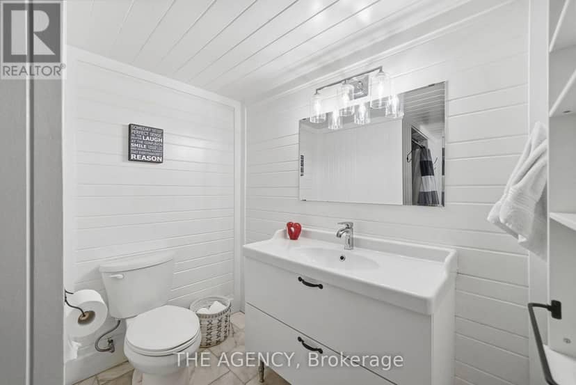 2101 Edinburgh Drive — photo 29 of 40