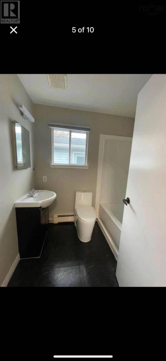 391 389-393 Renfrew Street — photo 31 of 36