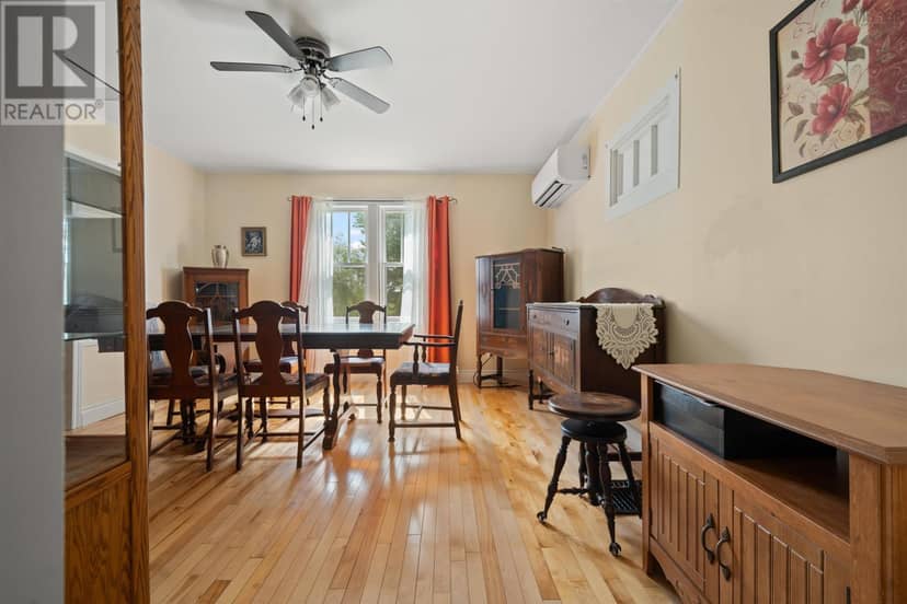 40 Urquharts Lane — photo 18 of 40