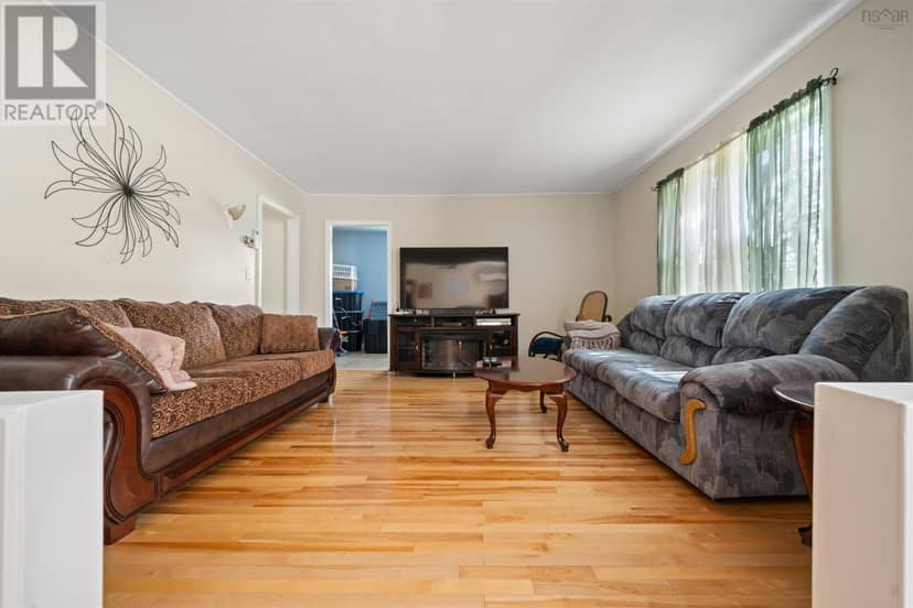 40 Urquharts Lane — photo 19 of 40