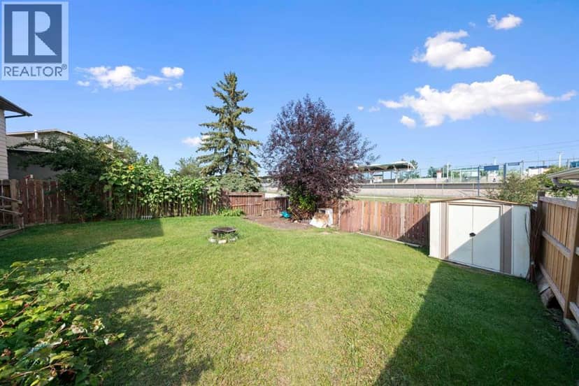 32 Shawmeadows Road SW — photo 15 of 18