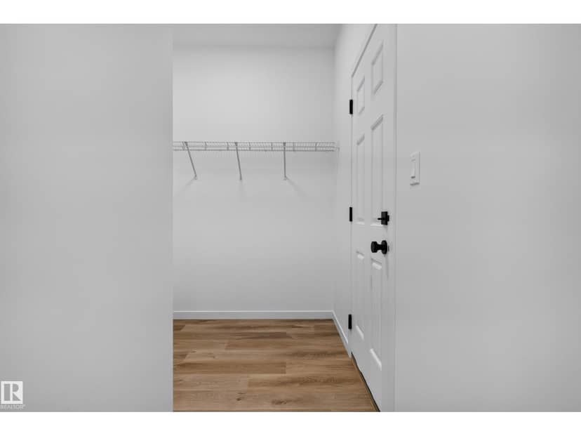 7009 50A AV — photo 20 of 40