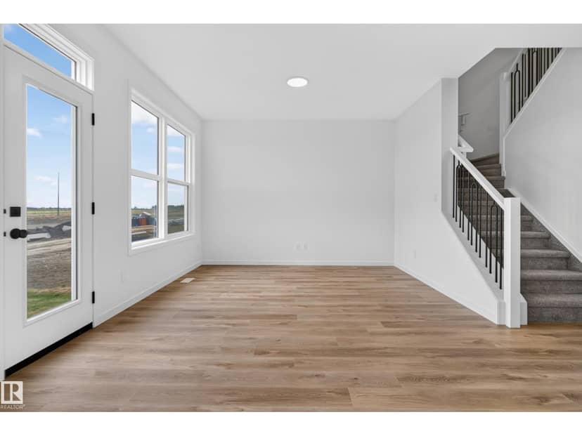 7009 50A AV — photo 15 of 40