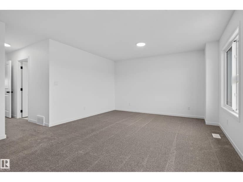 7009 50A AV — photo 27 of 40