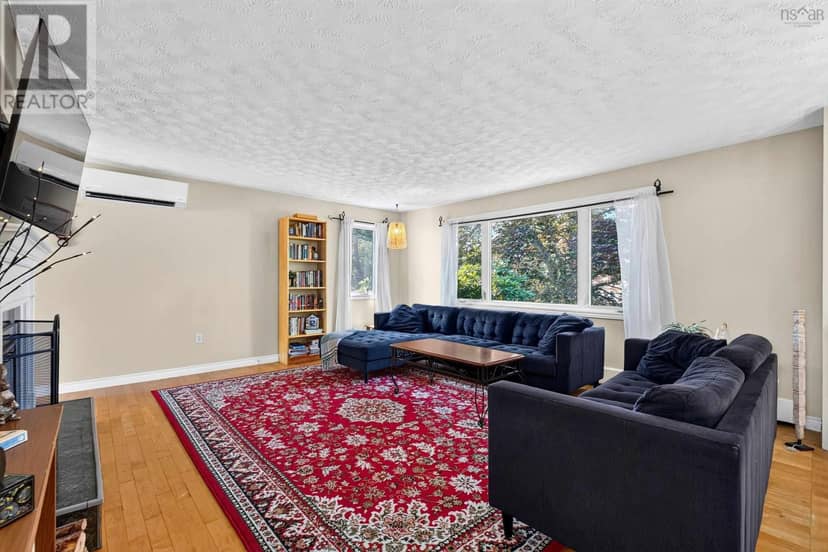 63 Oakmount Drive — photo 7 of 40