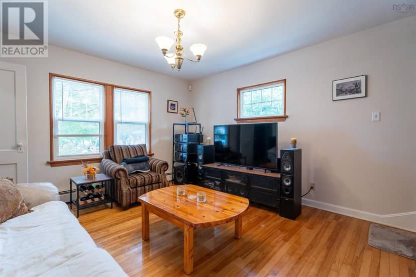 3636 Leaman Street — photo 2 of 32