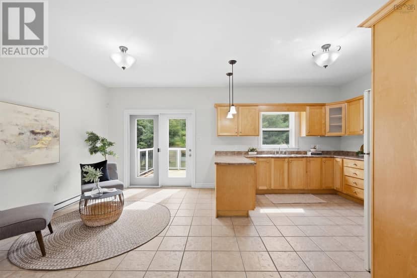 46 Southgate Drive — photo 14 of 40