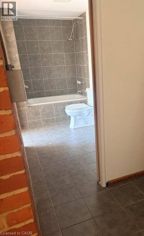357 HUNTER Street W Unit# 22 — photo 20 of 36