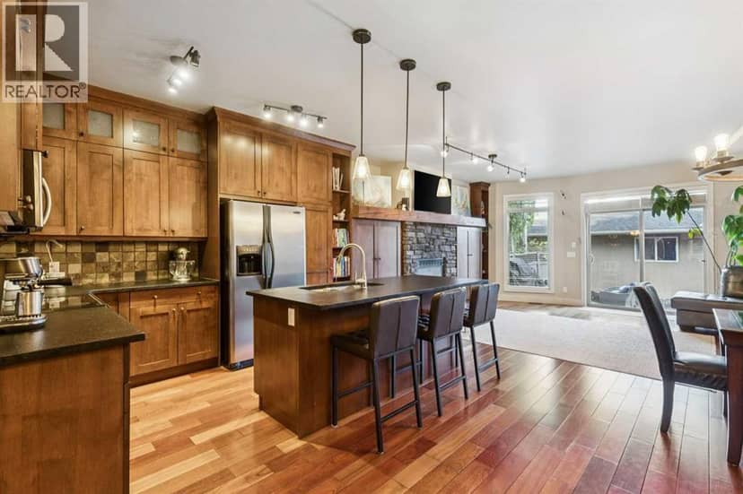 2050 47 Avenue SW, Calgary, photo 6