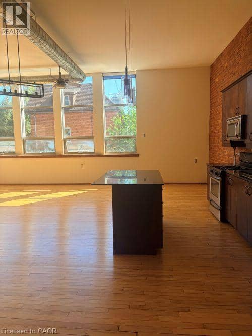 357 HUNTER Street W Unit# 22 — photo 12 of 36