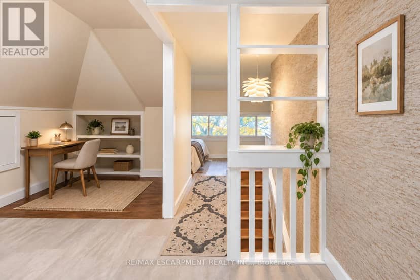 1 - 4602 Ryerson Crescent — photo 13 of 23