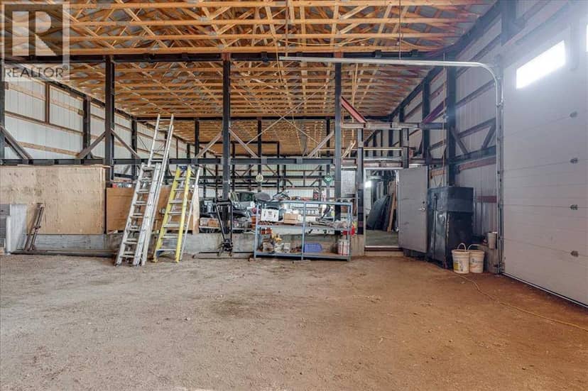 273132 Range Road 275 — photo 33 of 40