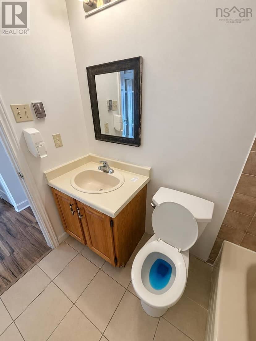 303 131 Farnham Gate Road — photo 15 of 22