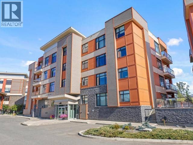 105-36 Waterfront Place, Whitehorse