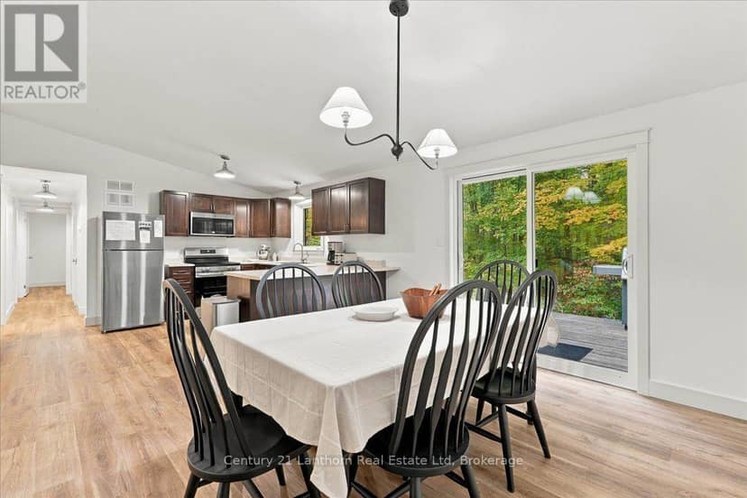 47 Reynolds Road — photo 14 of 40