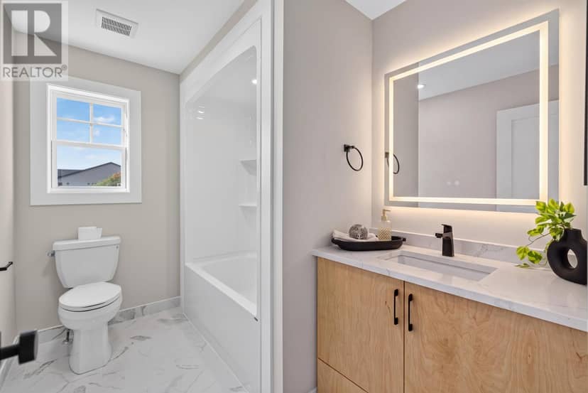 275 Colin Avenue — photo 14 of 40