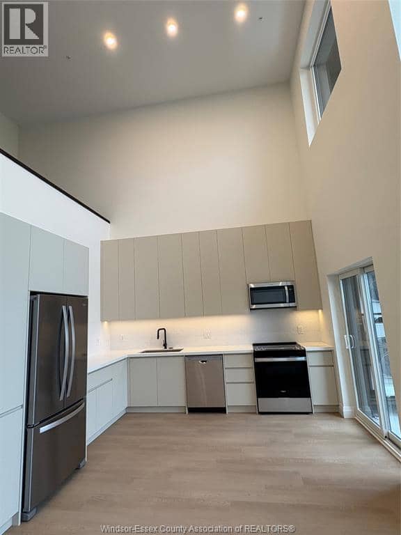 4400 LAURIER Unit# 601 — photo 7 of 19