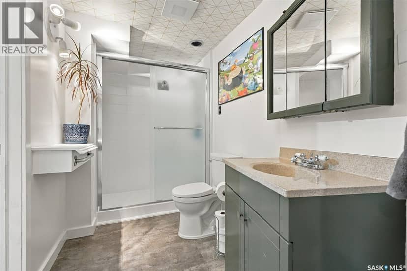 2237 Albert AVENUE — photo 35 of 40