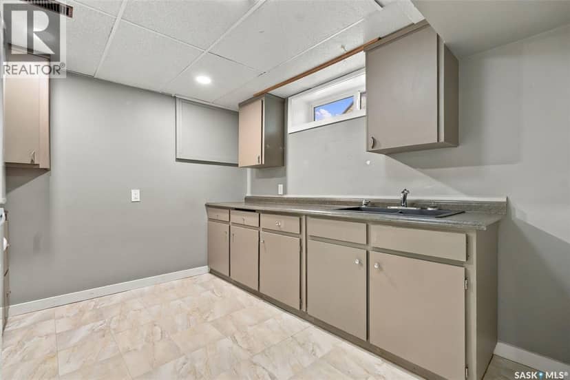 2237 Albert AVENUE — photo 40 of 40