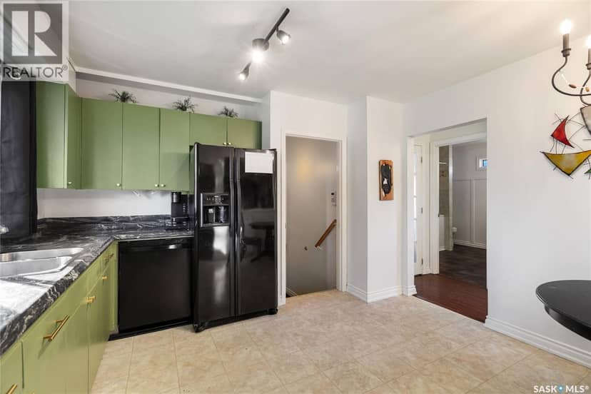 3320 Perry Avenue — photo 11 of 30