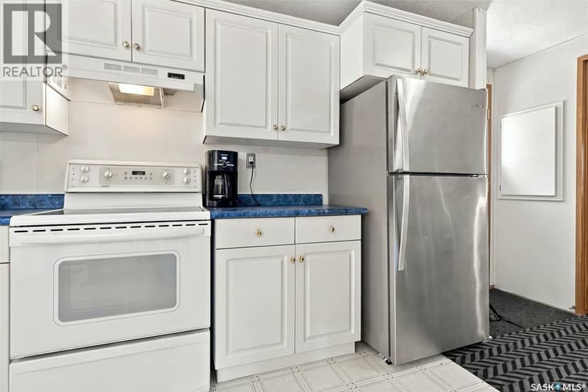 708 Main STREET S — photo 19 of 40