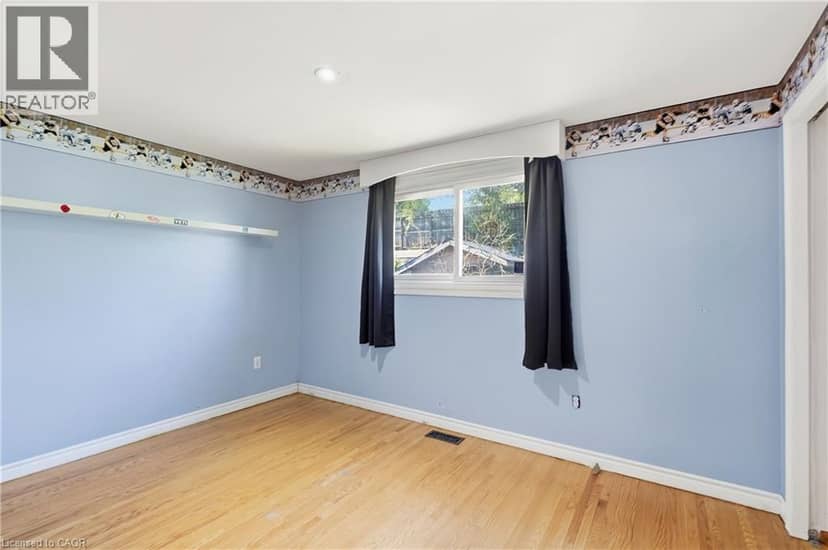 106 VICTOR Boulevard — photo 14 of 29